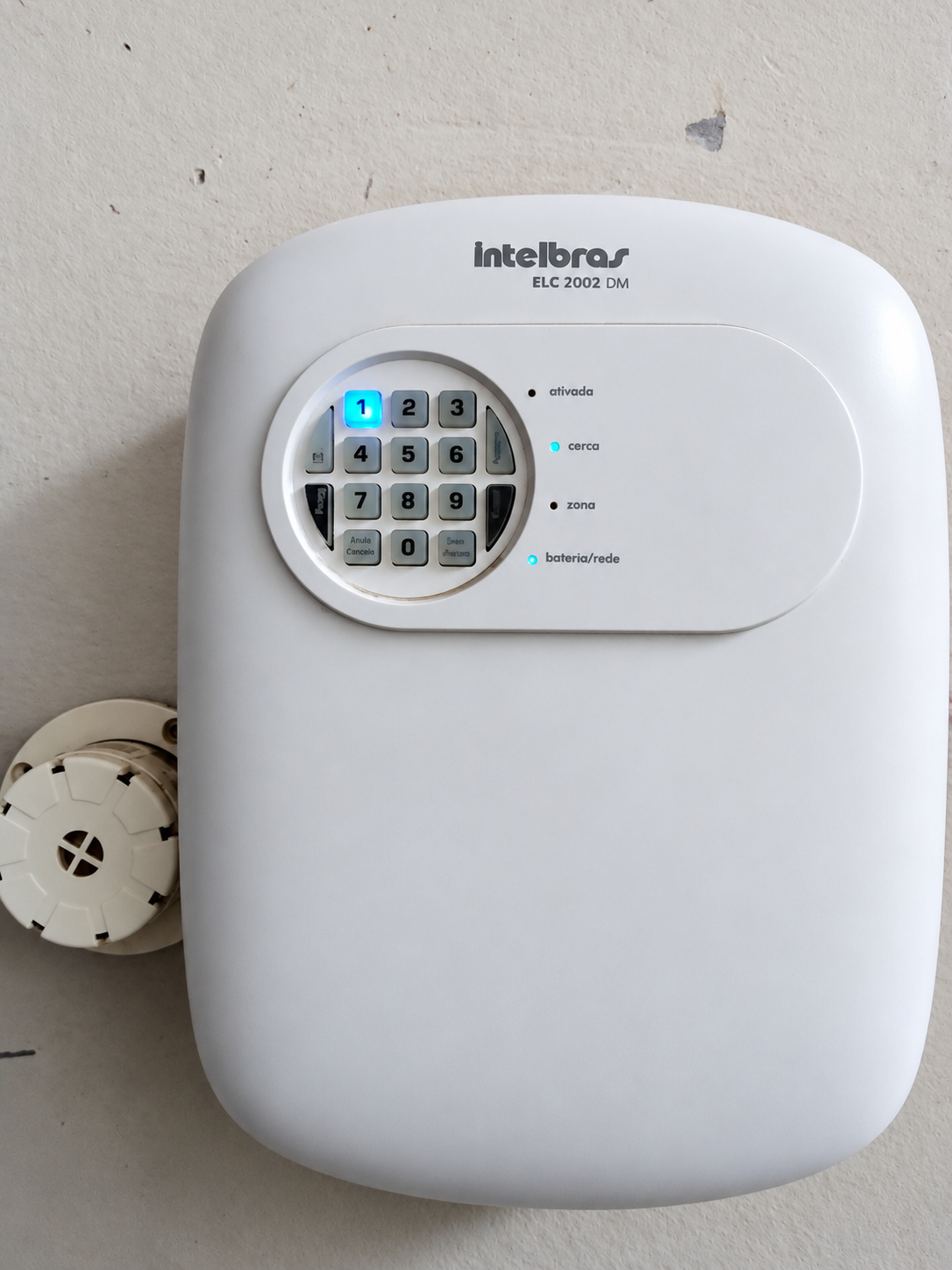 Panel de alarma Intelbras